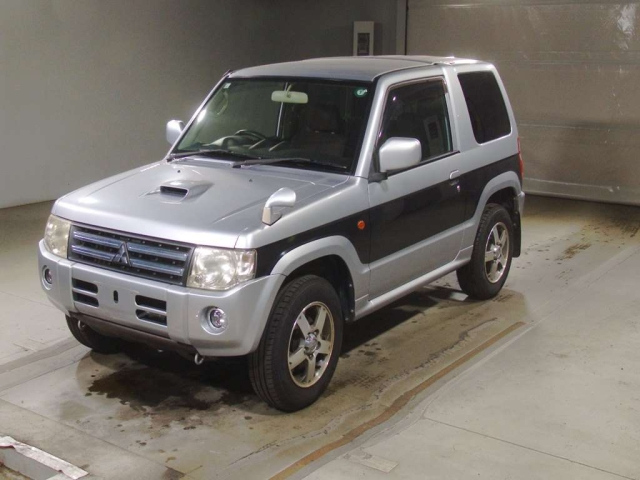MITSUBISHI PAJERO MINI