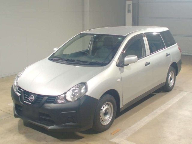 NISSAN AD