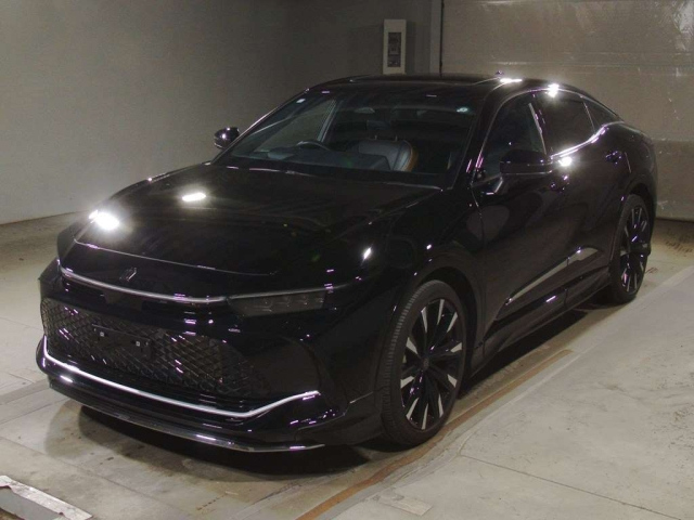 TOYOTA CROWN CROSSOVER