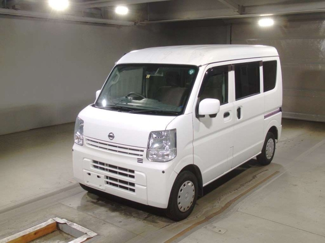 NISSAN CLIPPER VAN
