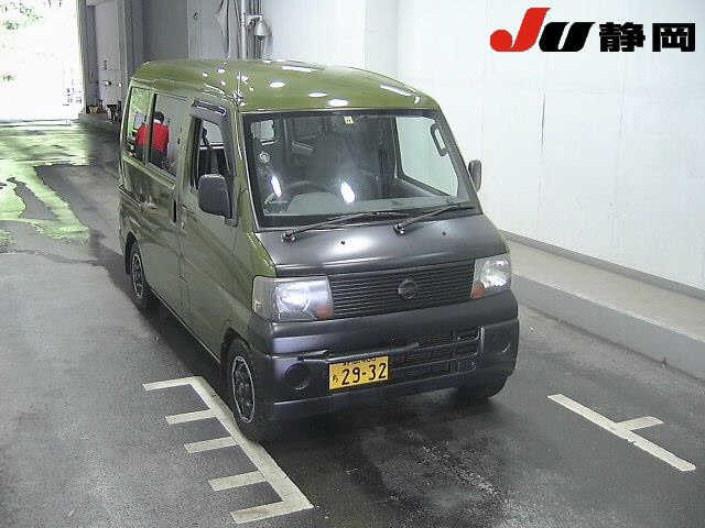 NISSAN CLIPPER VAN