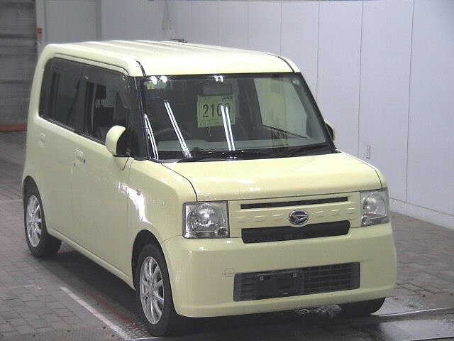 DAIHATSU MOVE CONTE