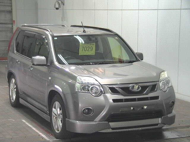 NISSAN X-TRAIL