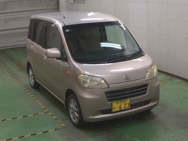 DAIHATSU TANTO EXE