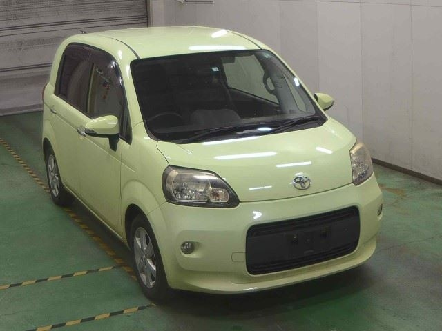 TOYOTA PORTE