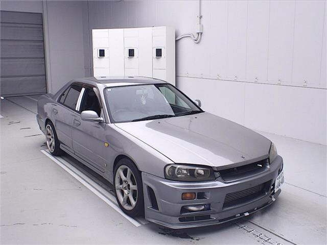 NISSAN SKYLINE