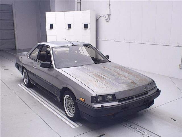 NISSAN SKYLINE