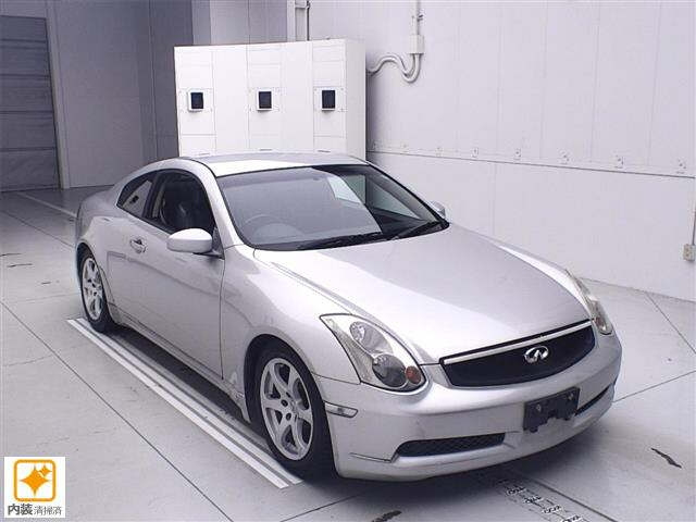 NISSAN SKYLINE