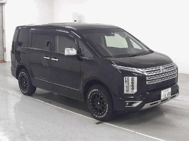 MITSUBISHI DELICA D5