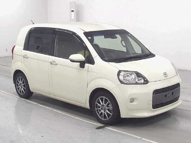 TOYOTA PORTE