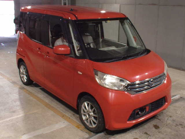 NISSAN DAYZ ROOX