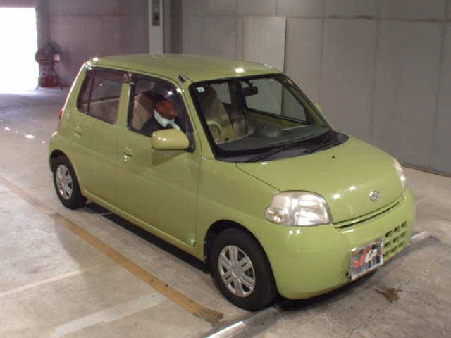 DAIHATSU ESSE