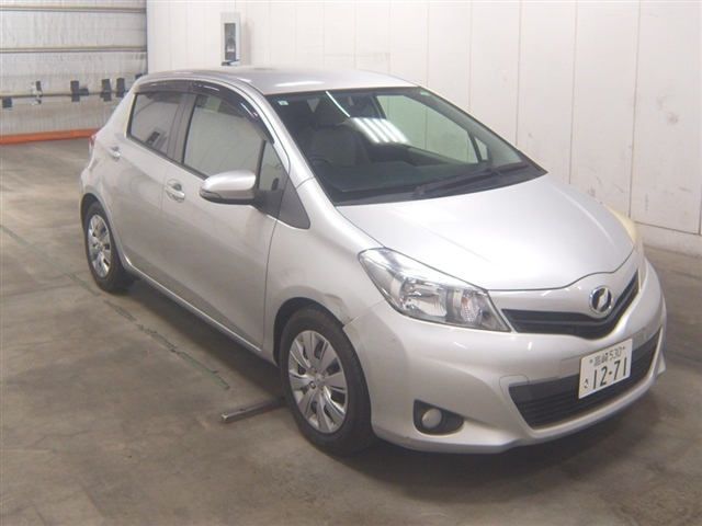 TOYOTA VITZ