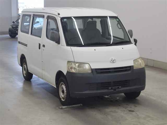 TOYOTA LITE ACE VAN