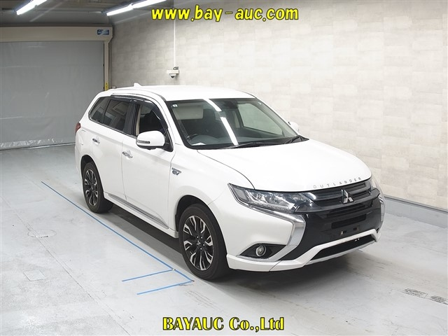 MITSUBISHI OUTLANDER PHEV
