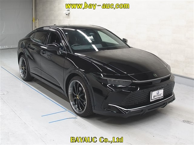 TOYOTA CROWN CROSSOVER
