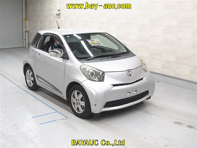 TOYOTA IQ