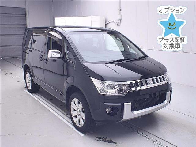 MITSUBISHI DELICA D5