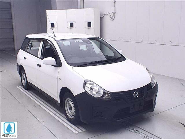 NISSAN AD