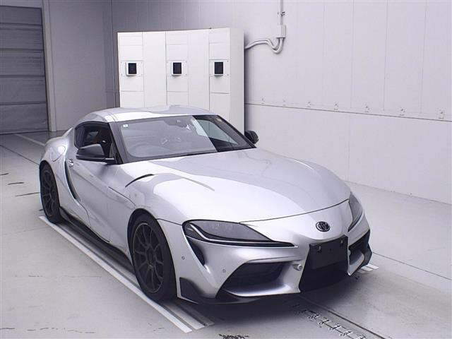 TOYOTA SUPRA