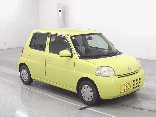 DAIHATSU ESSE