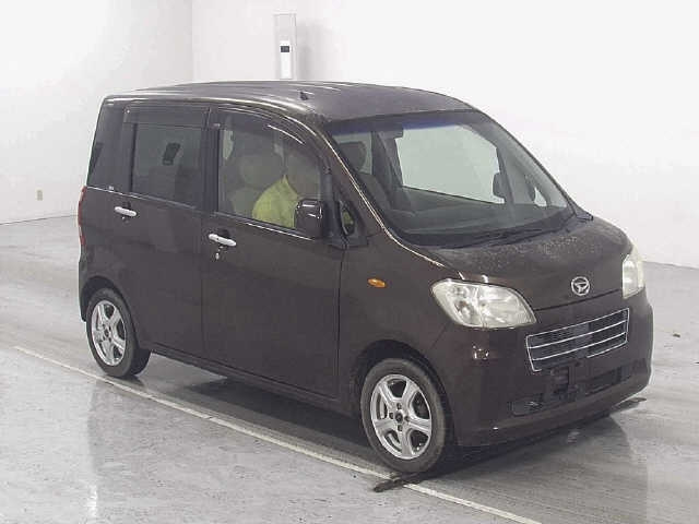 DAIHATSU TANTO EXE