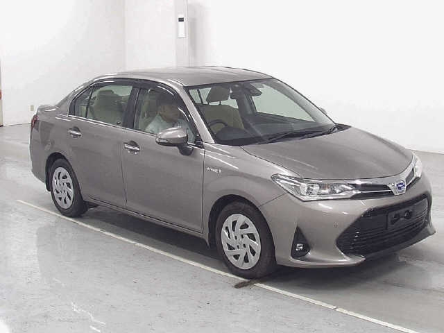 TOYOTA COROLLA AXIO