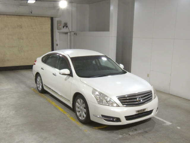 NISSAN TEANA