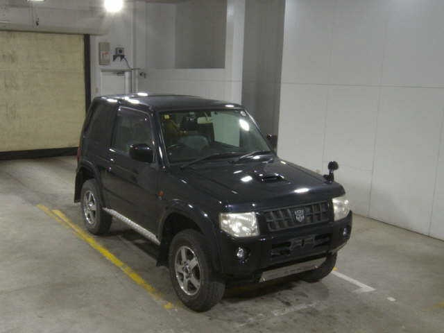 NISSAN KIX