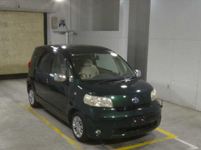 TOYOTA PORTE