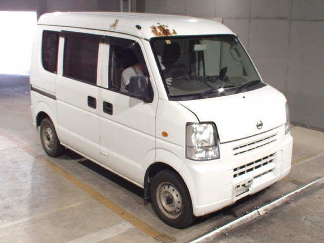 NISSAN CLIPPER VAN