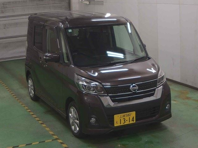 NISSAN DAYZ ROOX