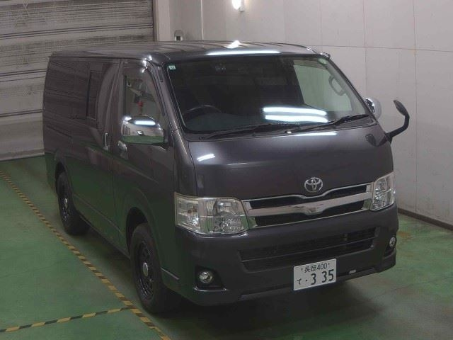 TOYOTA REGIUS ACE VAN