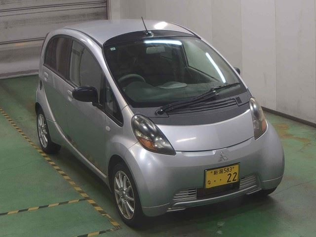 MITSUBISHI I