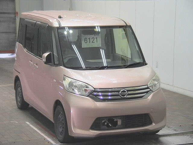 NISSAN DAYZ ROOX