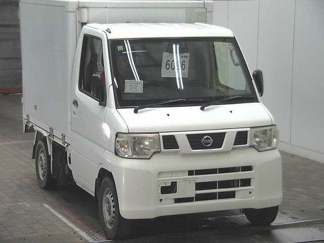 NISSAN CLIPPER TRUCK