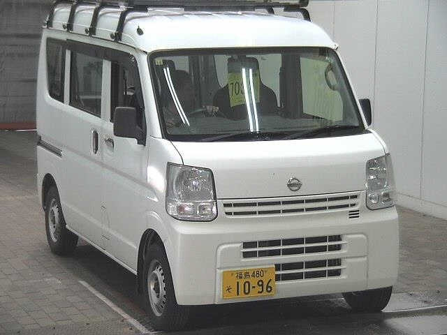 NISSAN CLIPPER VAN
