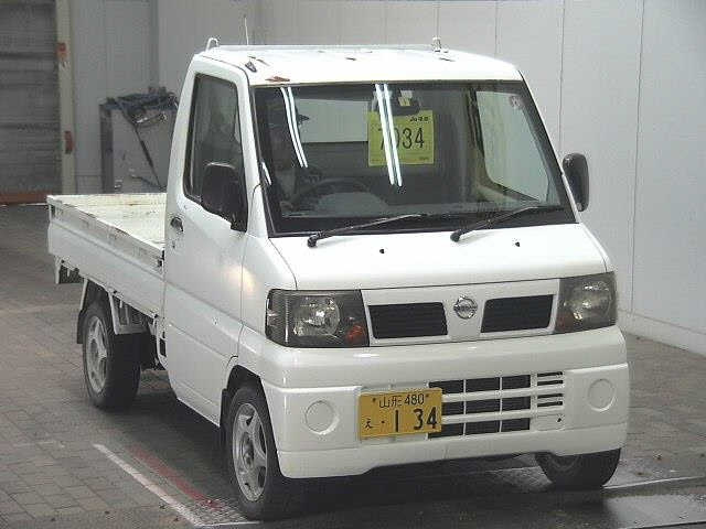 NISSAN CLIPPER TRUCK