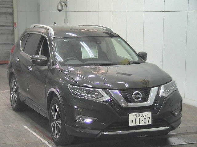 NISSAN X-TRAIL