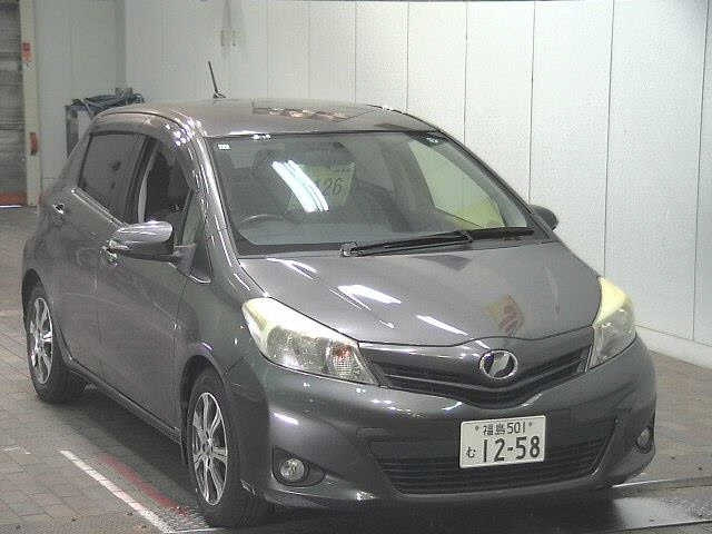 TOYOTA VITZ
