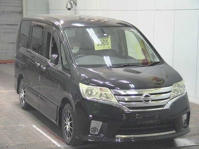 NISSAN SERENA