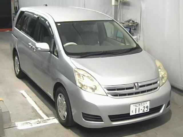 TOYOTA ISIS