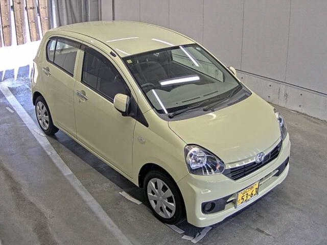 TOYOTA PIXIS EPOCH