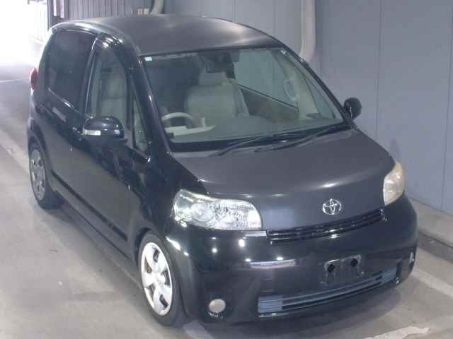 TOYOTA PORTE