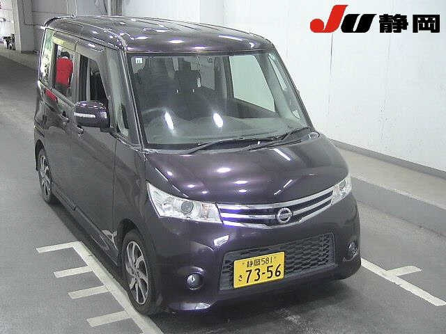 NISSAN ROOX