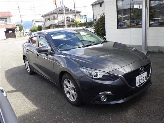 MAZDA AXELA