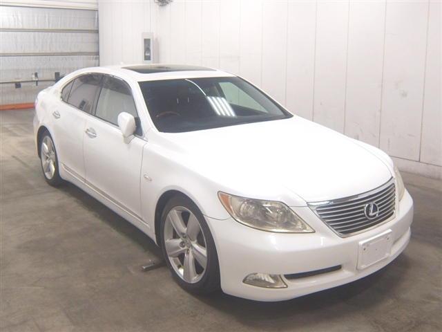 LEXUS LS