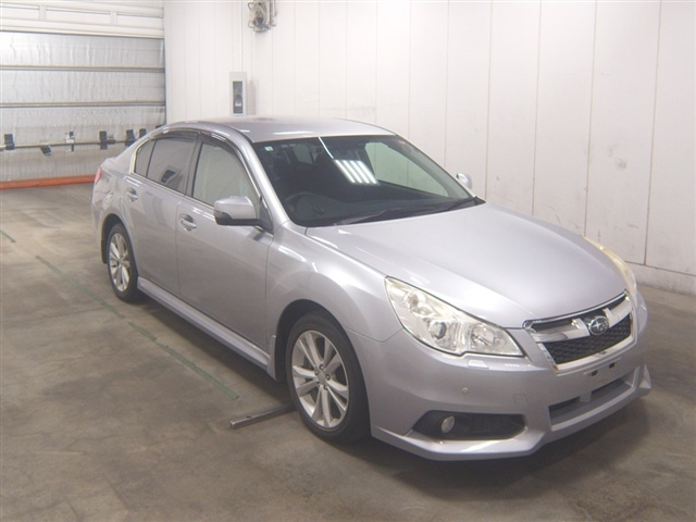SUBARU LEGACY B4