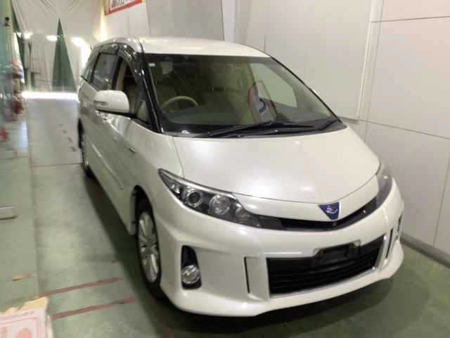 TOYOTA ESTIMA HYBRID
