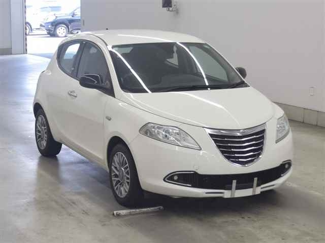 CHRYSLER YPSILON